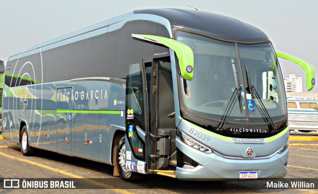 Viação Garcia 82039 na cidade de Londrina, Paraná, Brasil, por Maike Willian. Número da foto: #10384685.