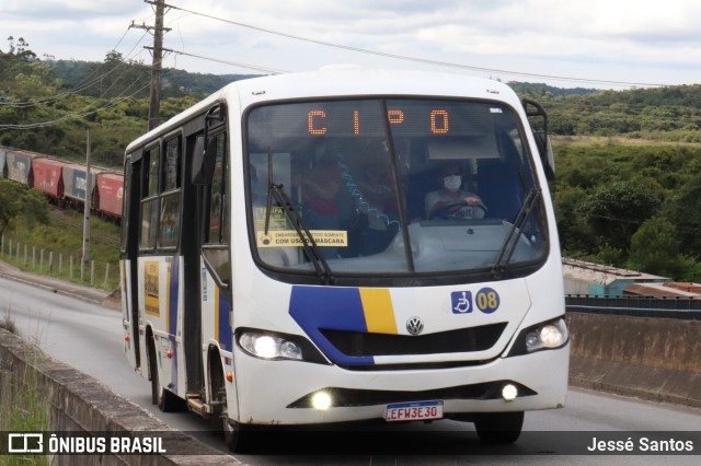 Transporte Alternativo de Embu-Guaçu 4 7733 na cidade de Embu-Guaçu, São Paulo, Brasil, por Jessé Santos. Número da foto: #10385292.