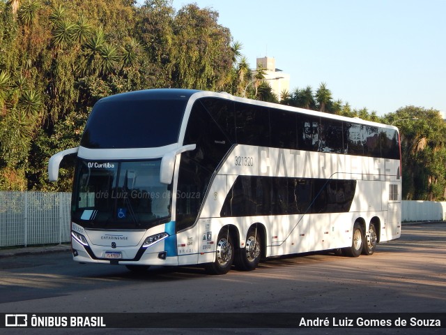 Auto Viação Catarinense 321320 na cidade de Curitiba, Paraná, Brasil, por André Luiz Gomes de Souza. ID da foto: 10387091.