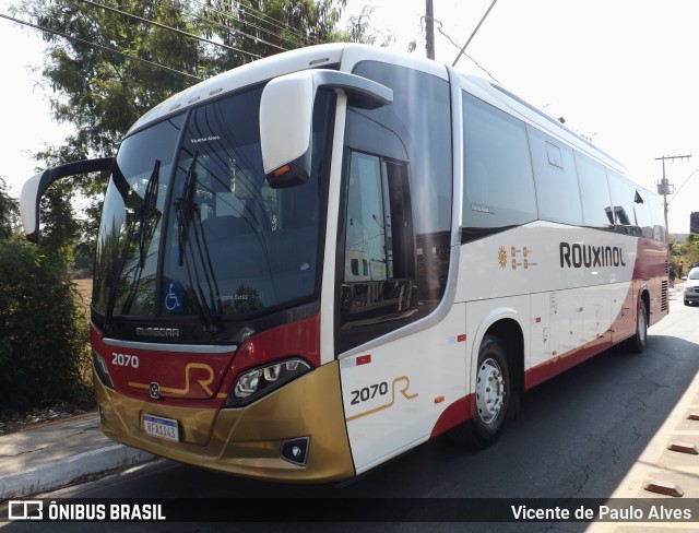 Rouxinol 2070 na cidade de Curvelo, Minas Gerais, Brasil, por Vicente de Paulo Alves. ID da foto: 10391369.