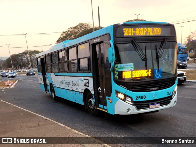 UTB - União Transporte Brasília 2560 na cidade de Guará, Distrito Federal, Brasil, por Brenno Santos. ID da foto: 10392627.