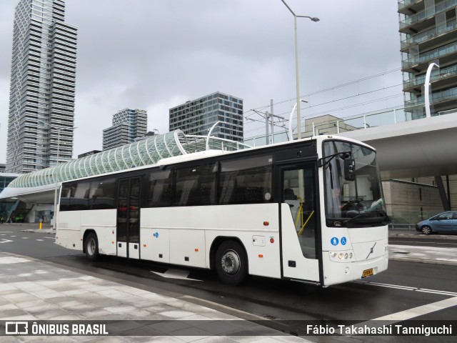 Ônibus Particulares 33BSN3 na cidade de The Hague, South Holland, Países Baixos, por Fábio Takahashi Tanniguchi. ID da foto: 10395717.