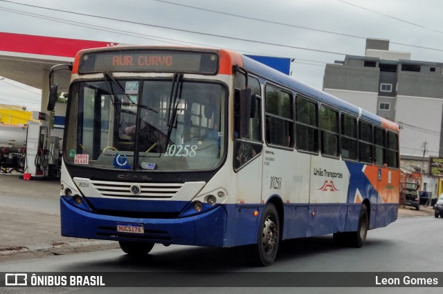 União Transportes 10258 na cidade de Várzea Grande, Mato Grosso, Brasil, por Leon Gomes. Número da foto: #10395409.