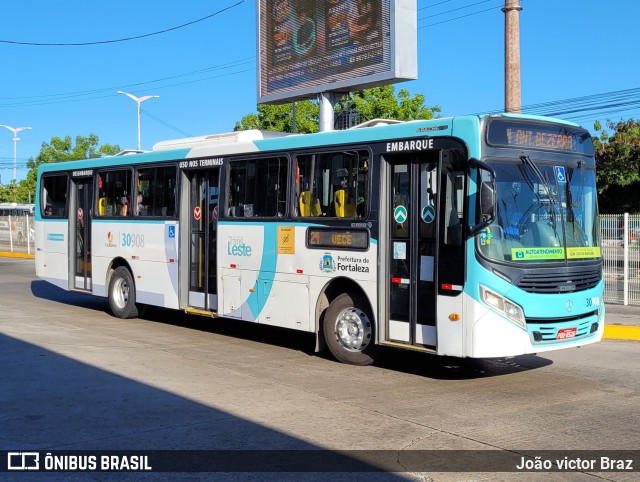 Via Urbana 30908 na cidade de Fortaleza, Ceará, Brasil, por João victor Braz. Número da foto: #10337614.