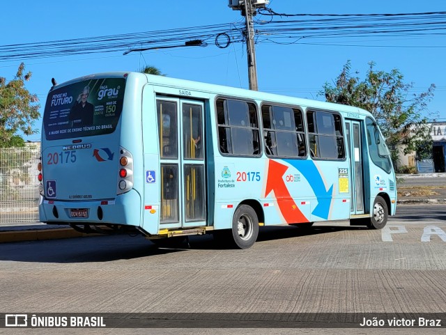 Empresa Santa Maria 20175 na cidade de Fortaleza, Ceará, Brasil, por João victor Braz. ID da foto: 10337589.