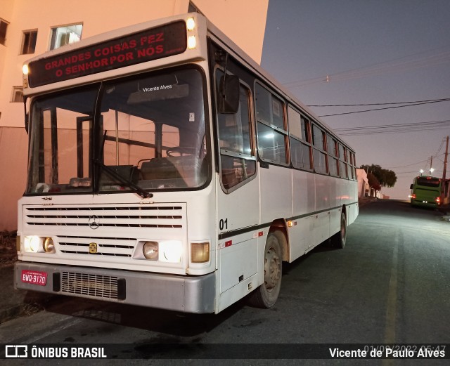 Líder Turismo 01 na cidade de Santo Antônio do Monte, Minas Gerais, Brasil, por Vicente de Paulo Alves. Número da foto: #10338985.