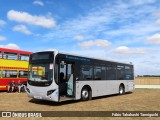 Dews Coaches BV22HDE na cidade de Northampton, Northamptonshire, Inglaterra, por Fábio Takahashi Tanniguchi. ID da foto: :id.