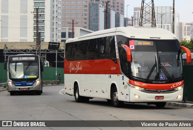 Viação Vale do Tietê 859 na cidade de São Paulo, São Paulo, Brasil, por Vicente de Paulo Alves. Número da foto: #10399450.