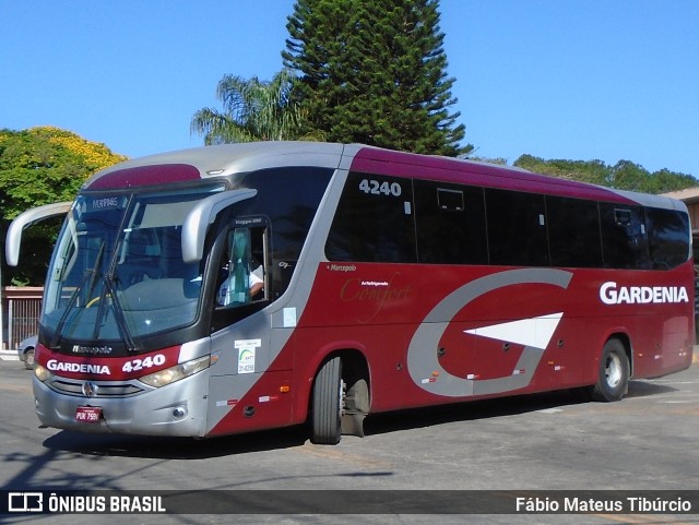 Expresso Gardenia 4240 na cidade de Três Corações, Minas Gerais, Brasil, por Fábio Mateus Tibúrcio. Número da foto: #10398283.