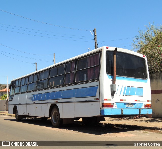 Ônibus Particulares 5924 na cidade de Ribeirão Bonito, São Paulo, Brasil, por Gabriel Correa. ID da foto: 10398414.