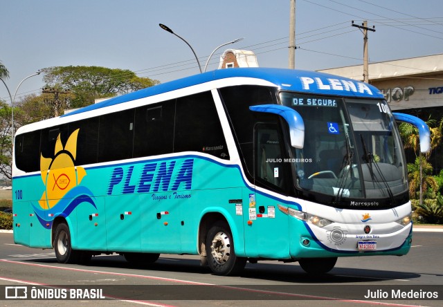 Plena Locações e Serviços 100 na cidade de Holambra, São Paulo, Brasil, por Julio Medeiros. Número da foto: #10402394.