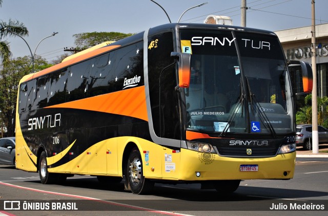 Sany Tour 2106 na cidade de Holambra, São Paulo, Brasil, por Julio Medeiros. Número da foto: #10402309.
