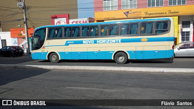 Viação Novo Horizonte 1015111 na cidade de Vitória da Conquista, Bahia, Brasil, por Flávio  Santos. Número da foto: #10406995.
