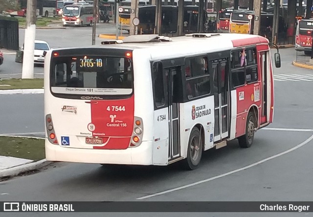 Pêssego Transportes 4 7544 na cidade de São Paulo, São Paulo, Brasil, por Charles Roger. ID da foto: 10406218.