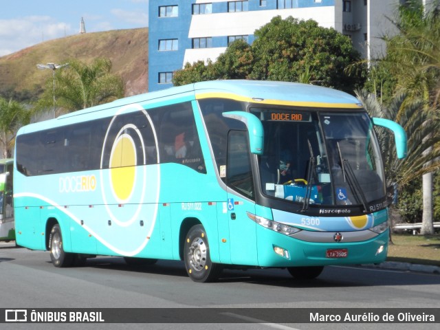 Doce Rio Fretamento e Turismo 5300 na cidade de Aparecida, São Paulo, Brasil, por Marco Aurélio de Oliveira. Número da foto: #10404842.