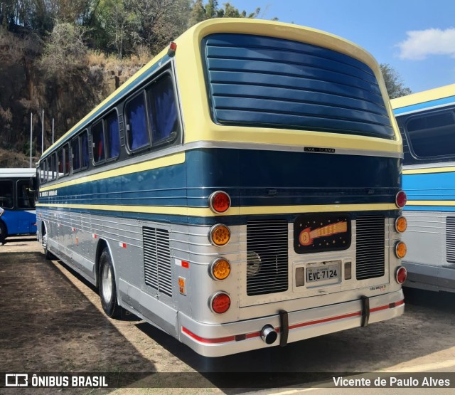 Ônibus Particulares 7124 na cidade de Campinas, São Paulo, Brasil, por Vicente de Paulo Alves. Número da foto: #10405675.