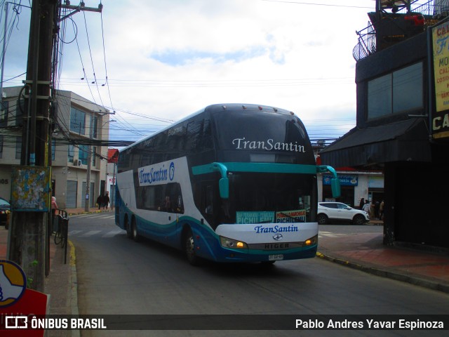 TranSantin JTGV66 na cidade de Santa Cruz, Colchagua, Libertador General Bernardo O'Higgins, Chile, por Pablo Andres Yavar Espinoza. Número da foto: #10407980.