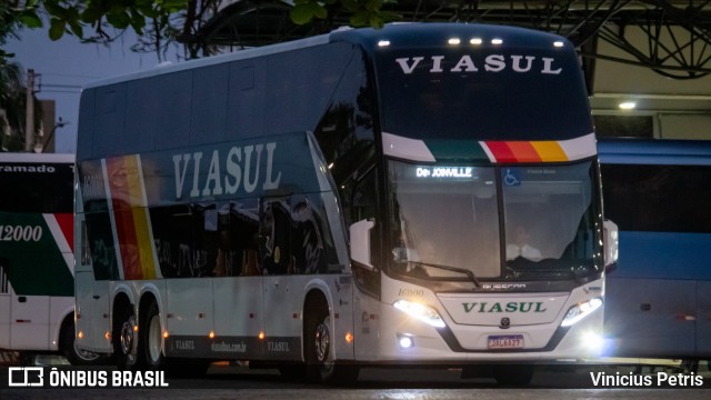 Viasul - Auto Viação Venâncio Aires 16000 na cidade de Joinville, Santa Catarina, Brasil, por Vinicius Petris. Número da foto: #10410278.