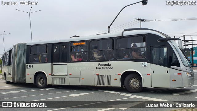 Leblon Transporte de Passageiros 15R93 na cidade de Curitiba, Paraná, Brasil, por Lucas Weber Calizario. ID da foto: 10408904.