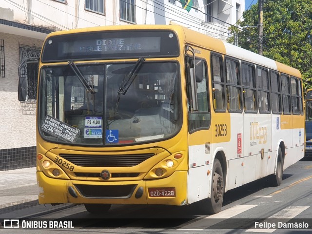 Plataforma Transportes 30258 na cidade de Salvador, Bahia, Brasil, por Felipe Damásio. ID da foto: 10408577.