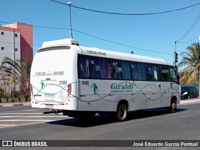 Giraldi Transporte e Turismo 21085 na cidade de Sumaré, São Paulo, Brasil, por José Eduardo Garcia Pontual. Número da foto: #10410588.