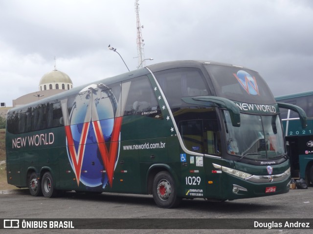 New World Turismo 1029 na cidade de Trindade, Goiás, Brasil, por Douglas Andrez. Número da foto: #10412390.