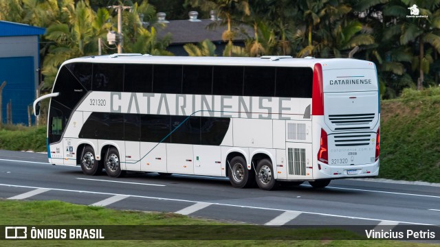 Auto Viação Catarinense 321320 na cidade de Joinville, Santa Catarina, Brasil, por Vinicius Petris. ID da foto: 10416282.