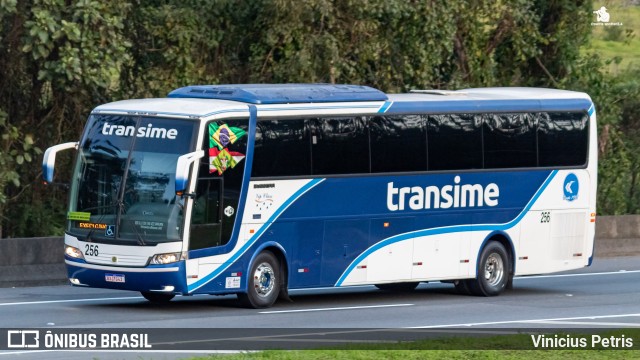 Transime 256 na cidade de Joinville, Santa Catarina, Brasil, por Vinicius Petris. Número da foto: #10416299.