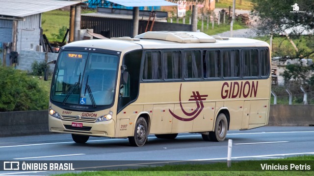 Gidion Transporte e Turismo 21007 na cidade de Joinville, Santa Catarina, Brasil, por Vinicius Petris. Número da foto: #10416262.