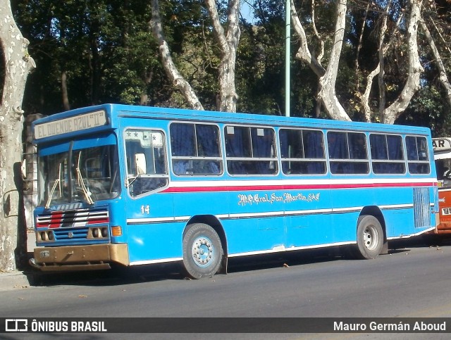 Micro Ómnibus General San Martin 14 na cidade de Ciudad Autónoma de Buenos Aires, Argentina, por Mauro Germán Aboud. ID da foto: 10418951.