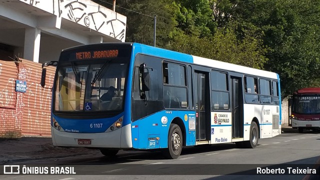 Viação Grajaú S.A. 6 1107 na cidade de São Paulo, São Paulo, Brasil, por Roberto Teixeira. ID da foto: 10422877.