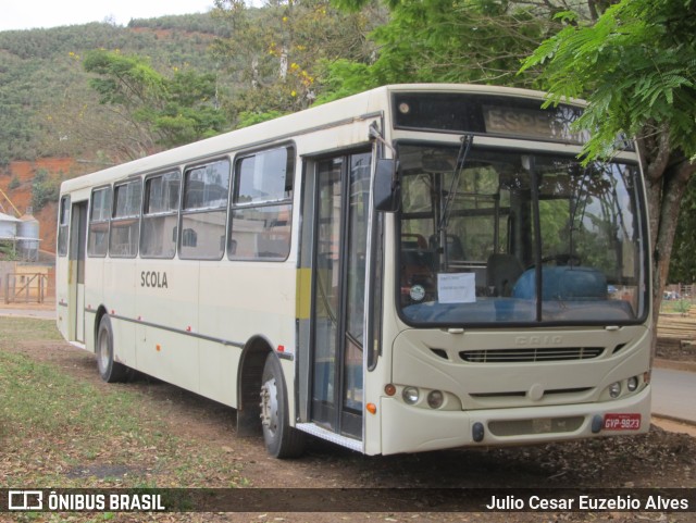 Escolares 9823 na cidade de Ervália, Minas Gerais, Brasil, por Julio Cesar Euzebio Alves. ID da foto: 10423776.