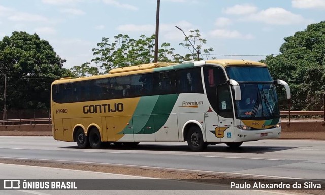 Empresa Gontijo de Transportes 14910 na cidade de Betim, Minas Gerais, Brasil, por Paulo Alexandre da Silva. ID da foto: 10422904.