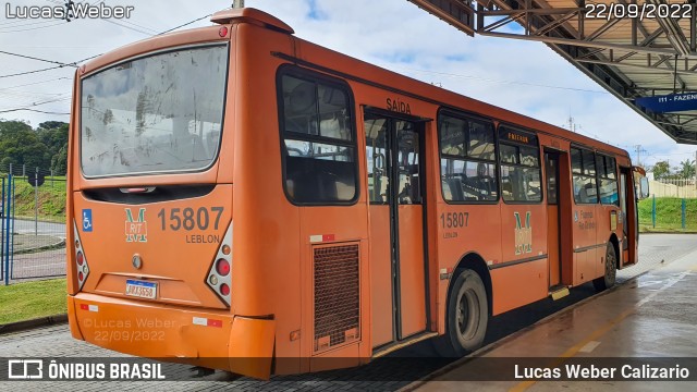 Leblon Transporte de Passageiros 15807 na cidade de Fazenda Rio Grande, Paraná, Brasil, por Lucas Weber Calizario. ID da foto: 10426868.