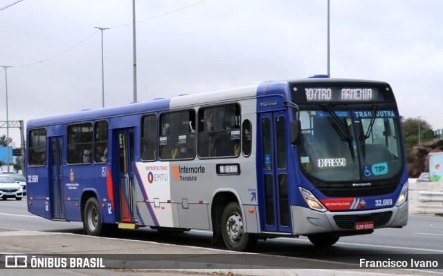 Viação Transdutra 32.669 na cidade de São Paulo, São Paulo, Brasil, por Francisco Ivano. Número da foto: #10425657.