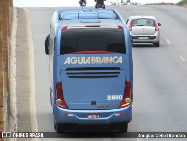 Viação Águia Branca 31880 na cidade de Belo Horizonte, Minas Gerais, Brasil, por Douglas Célio Brandao. Número da foto: #10426202.