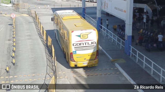 Empresa Gontijo de Transportes 18235 na cidade de Rio de Janeiro, Rio de Janeiro, Brasil, por Zé Ricardo Reis. Número da foto: #10428509.