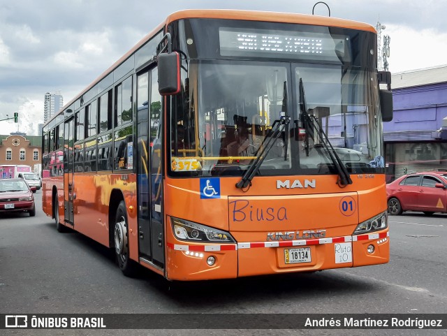 BIUSA 01 na cidade de Merced, San José, San José, Costa Rica, por Andrés Martínez Rodríguez. ID da foto: 10343362.