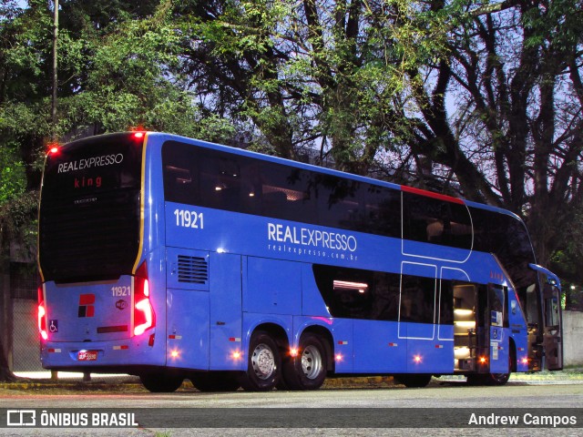 Real Expresso 11921 na cidade de São Paulo, São Paulo, Brasil, por Andrew Campos. ID da foto: 10343643.