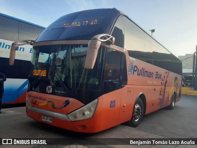 Pullman Bus 413 na cidade de Estación Central, Santiago, Metropolitana de Santiago, Chile, por Benjamín Tomás Lazo Acuña. Número da foto: #10342562.