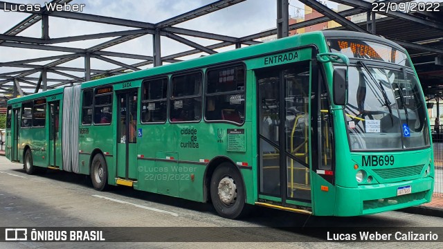 Auto Viação Mercês MB699 na cidade de Curitiba, Paraná, Brasil, por Lucas Weber Calizario. Número da foto: #10431694.