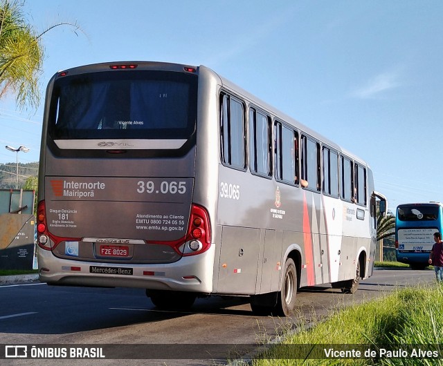 Empresa de Transportes Mairiporã 39.065 na cidade de Aparecida, São Paulo, Brasil, por Vicente de Paulo Alves. ID da foto: 10431903.