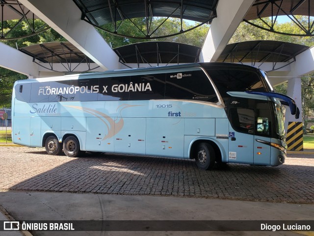 Expresso Satélite Norte 19015 na cidade de Joinville, Santa Catarina, Brasil, por Diogo Luciano. Número da foto: #10351159.