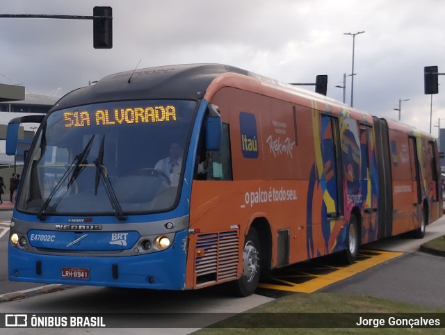 BRT RIO E47002C na cidade de Rio de Janeiro, Rio de Janeiro, Brasil, por Jorge Gonçalves. Número da foto: #10352436.