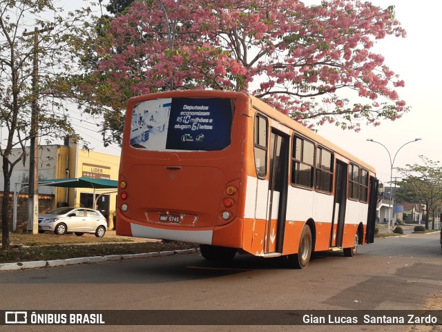 Ônibus Particulares 5745 na cidade de Ji-Paraná, Rondônia, Brasil, por Gian Lucas  Santana Zardo. Número da foto: #10354183.
