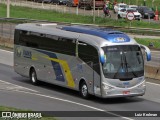 Vans Mil 1020 na cidade de Aparecida, São Paulo, Brasil, por Luiz Krolman. Número da foto: #:id.