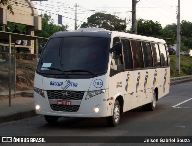 Brecha Tur 0914182 na cidade de Manaus, Amazonas, Brasil, por Jeison Gabriel Souza. ID da foto: 10356070.