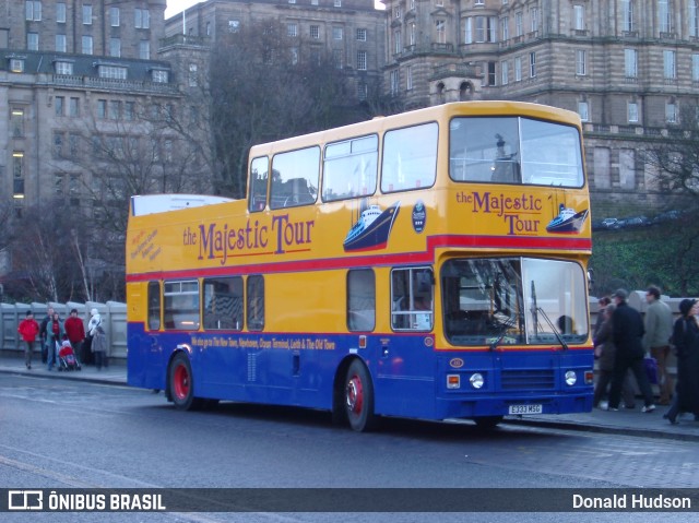 Lothian Buses 333 na cidade de Edinburgh, Edinburgh, Escócia, por Donald Hudson. ID da foto: 10355268.