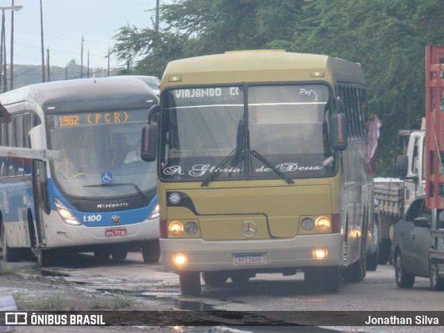 Ônibus Particulares 1D80 na cidade de Olinda, Pernambuco, Brasil, por Jonathan Silva. ID da foto: 10355417.