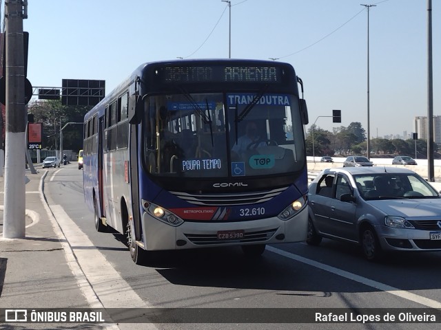 Viação Transdutra 32.610 na cidade de São Paulo, São Paulo, Brasil, por Rafael Lopes de Oliveira. Número da foto: #10358955.